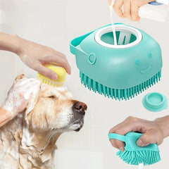 Brosse de bain pour chien, brosse de Massage pour animaux de compagnie, distributeur de shampoing, brosse en Silicone souple, poils en caoutchouc pour chiens et chats, outil de toilettage de douche