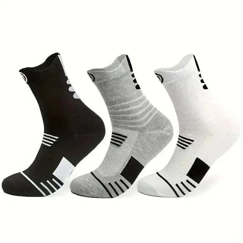3 pairs of men's comfortable cushioned athletic socks for outdoor sports