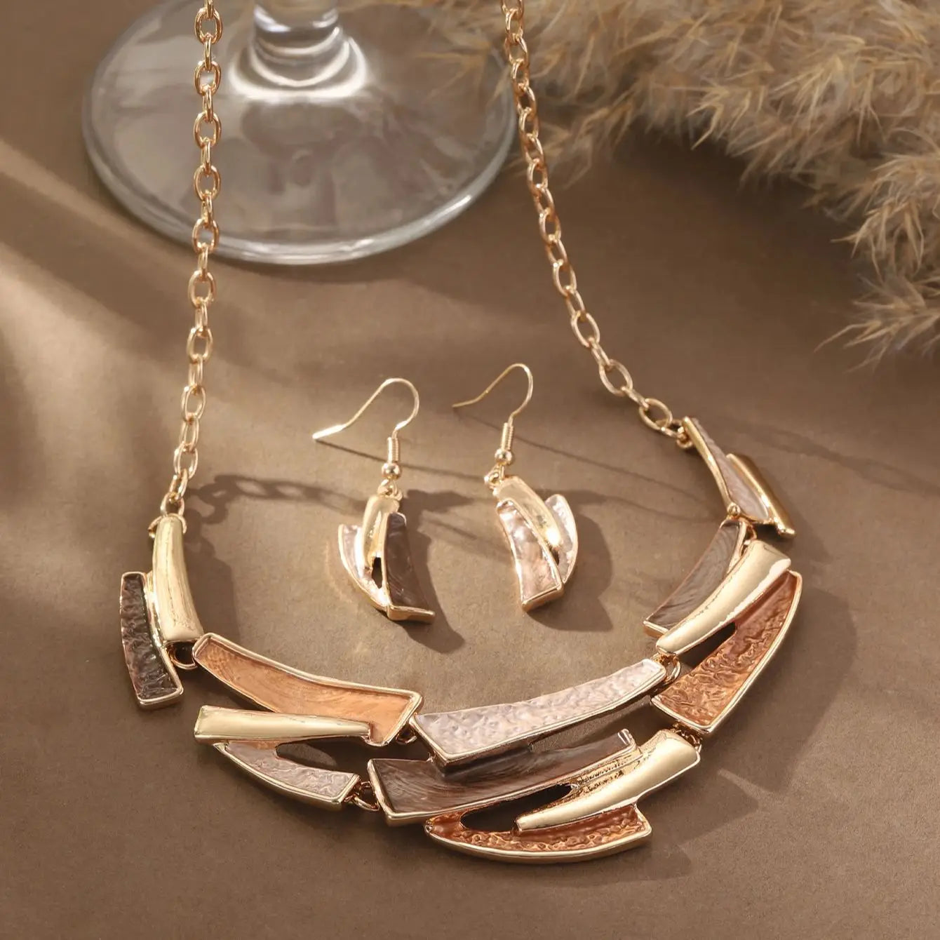 Cring Coco – ensemble de bijoux géométriques en émail fait à la main, ensemble de colliers et boucles d'oreilles populaires pour femmes, cadeau de saison de remise de diplôme