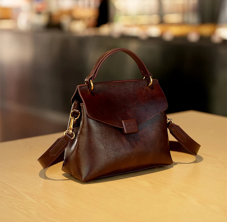 Nouveau sac de luxe léger pour femmes, sac de banlieue à la mode, décontracté et polyvalent, sac à main, bandoulière