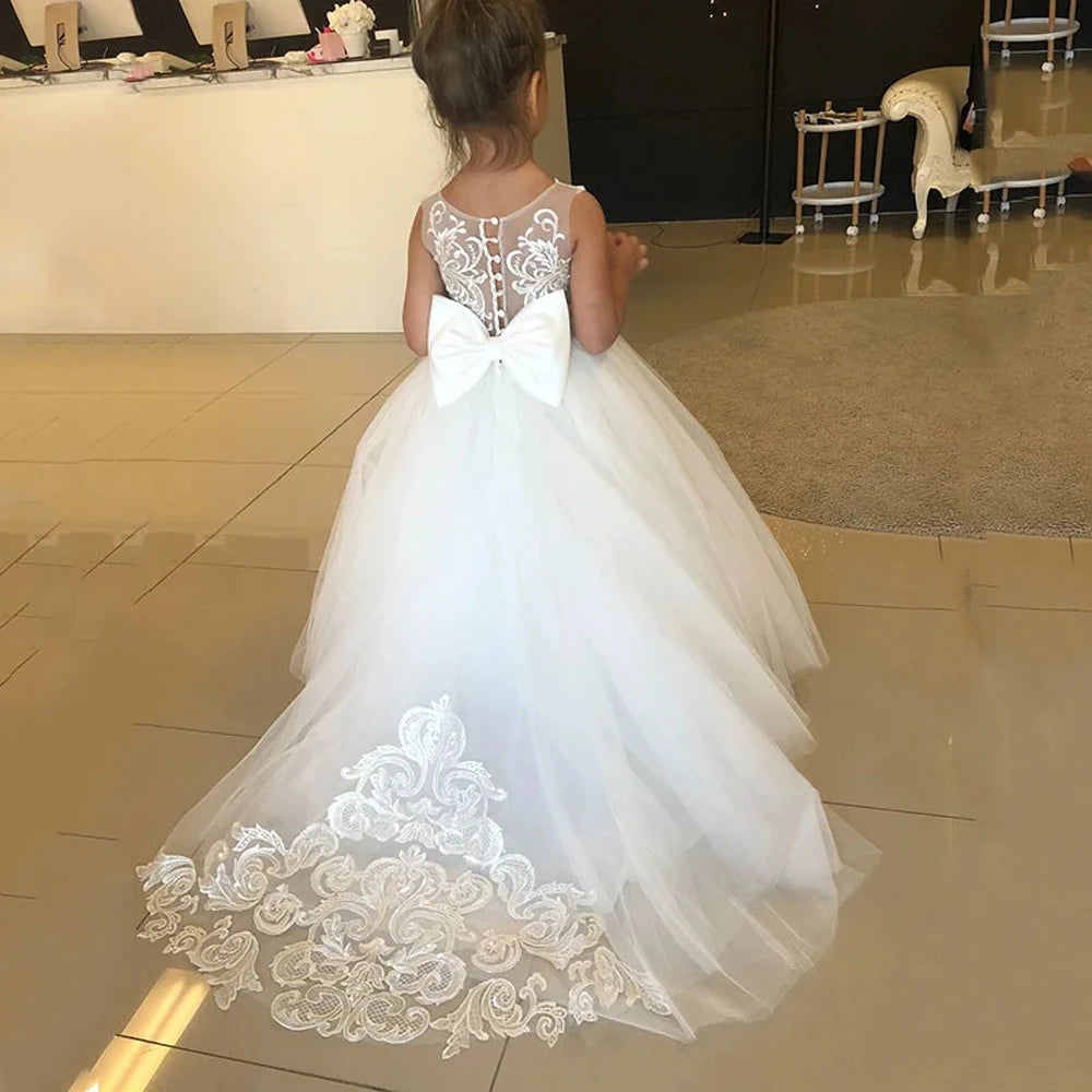 White lace bridesmaid dress for girls, with large floral bow, children's ball gown, wedding party dress, pageant dress, first communion dress