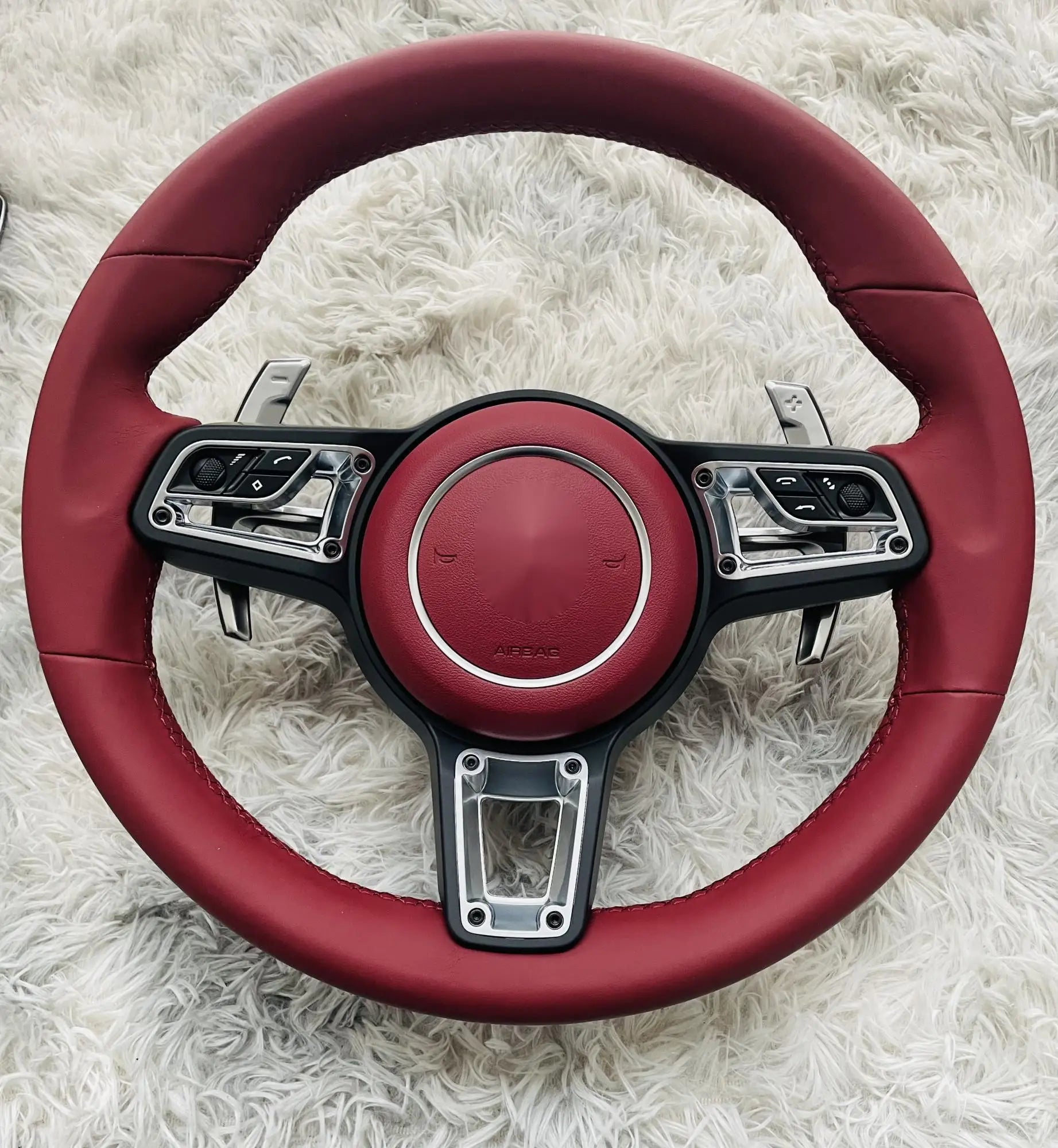 Embroidered steering wheel for Porsche Macan, New Collection, Panamera Taycan 718 Cayman 991 992 911 911.2 Carrera GT2 GT2RS GT3 GT3RS GT3 RS GT4