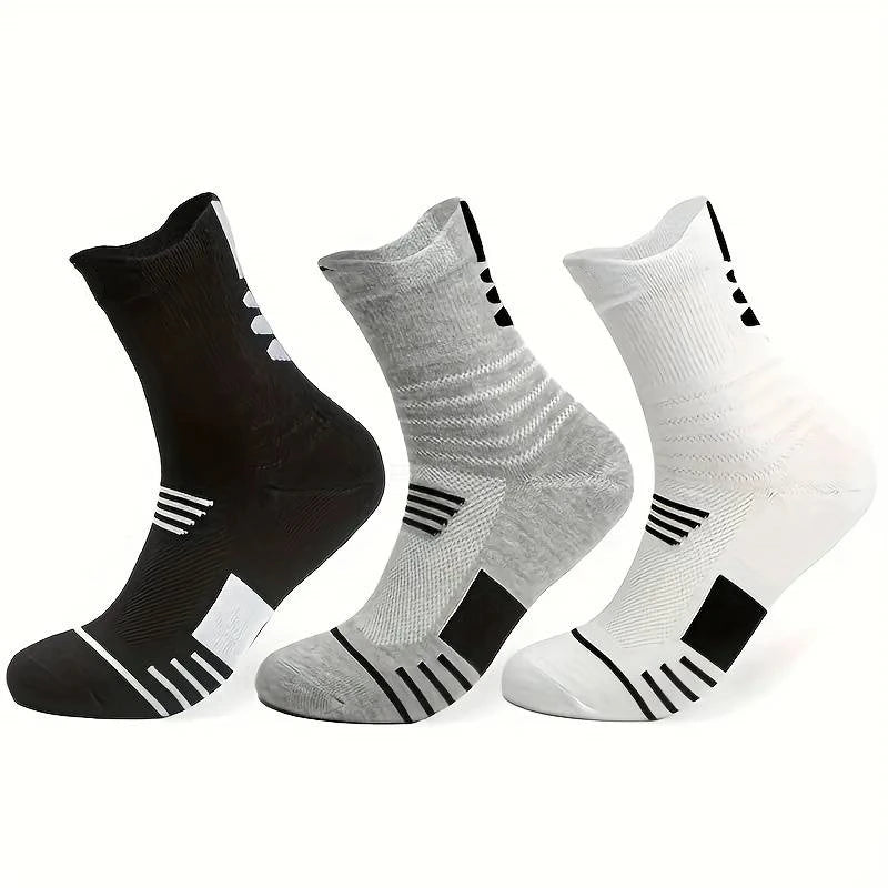 3 pairs of men's comfortable cushioned athletic socks for outdoor sports
