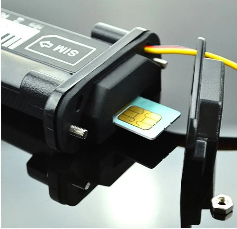 Car GPS Locator, Waterproof GPS Tracker, Universal Anti-Theft Car Tracker