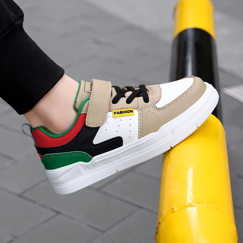 Chaussures de sport imperméables pour enfants, chaussures décontractées pour étudiants, chaussures de planche en cuir à fond plat, chaussures de course pour garçons et filles