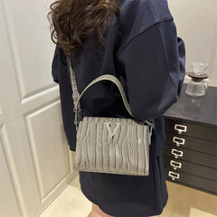 Mini multifunctional handbag made of waterproof PU fabric, fashionable, solid color, simple material, locking buckle, decoration 