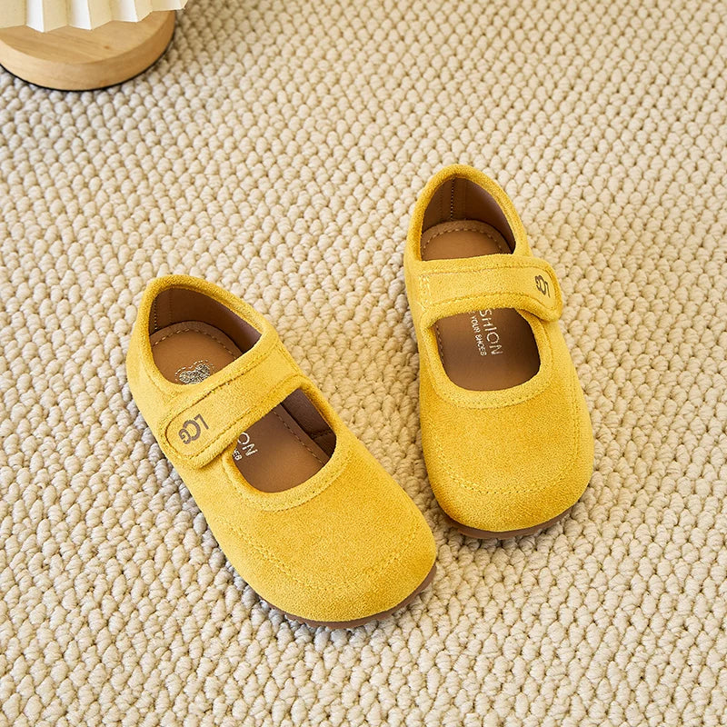 Chaussures en cuir pour enfants 2025 printemps automne nouvelles filles coréennes chaussures de princesse à semelles souples givrées sandale Super douce et confortable
