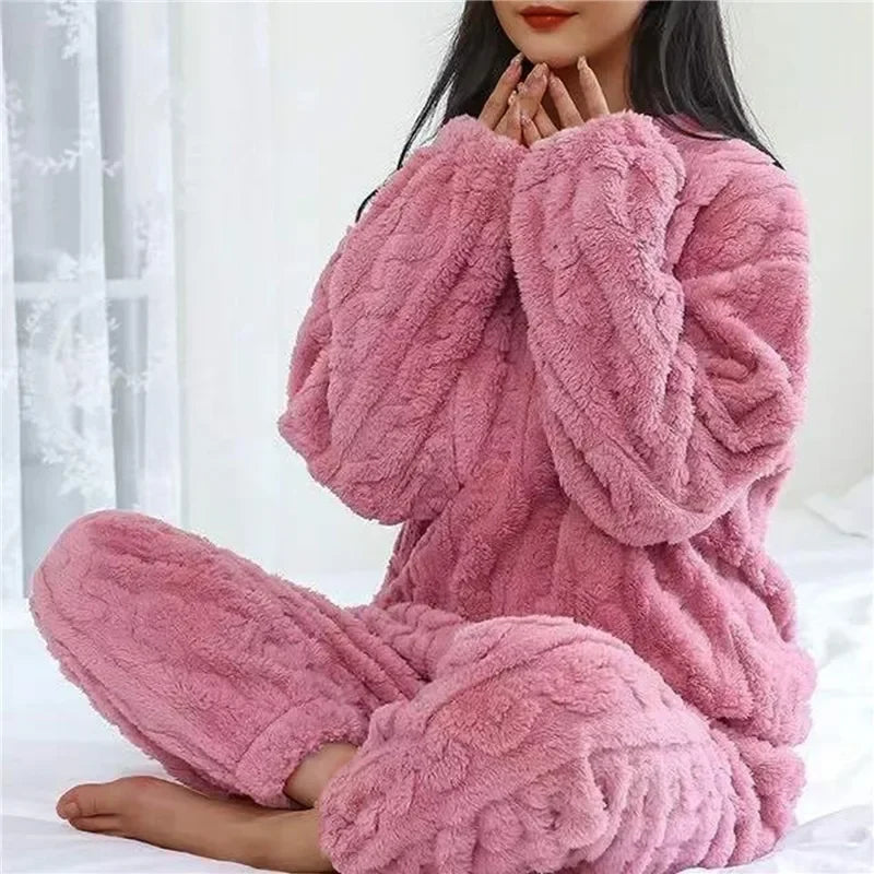 Ensemble pyjama chaud en velours de corail doux pour femmes, vêtements d'extérieur confortables pour l'hiver, cadeau de noël pour la rentrée scolaire ﻿
