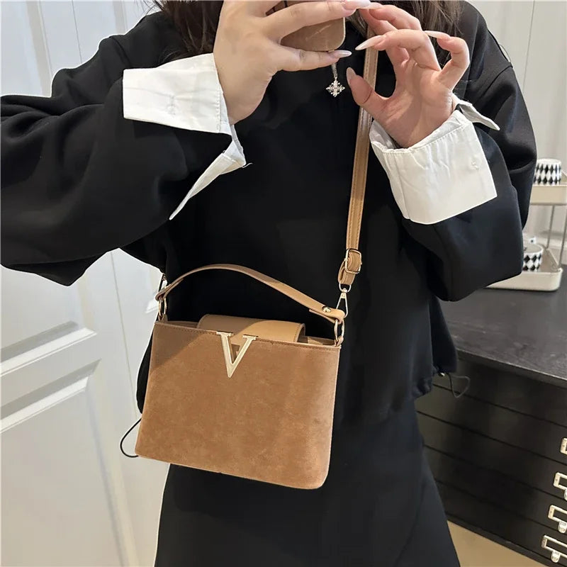 Fashionable mini suede bag for women, faux suede tote bag, decorative handbag with locking buckle, shoulder bags 