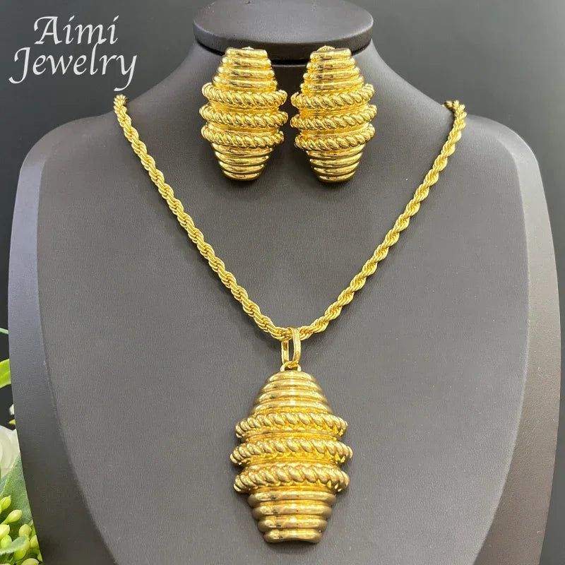 Ensemble de bijoux en cuivre plaqué or 18 carats pour femmes, collier pendentif exquis, boucles d'oreilles pendantes, cadeaux de fête de mariage, patients européens, Dubaï