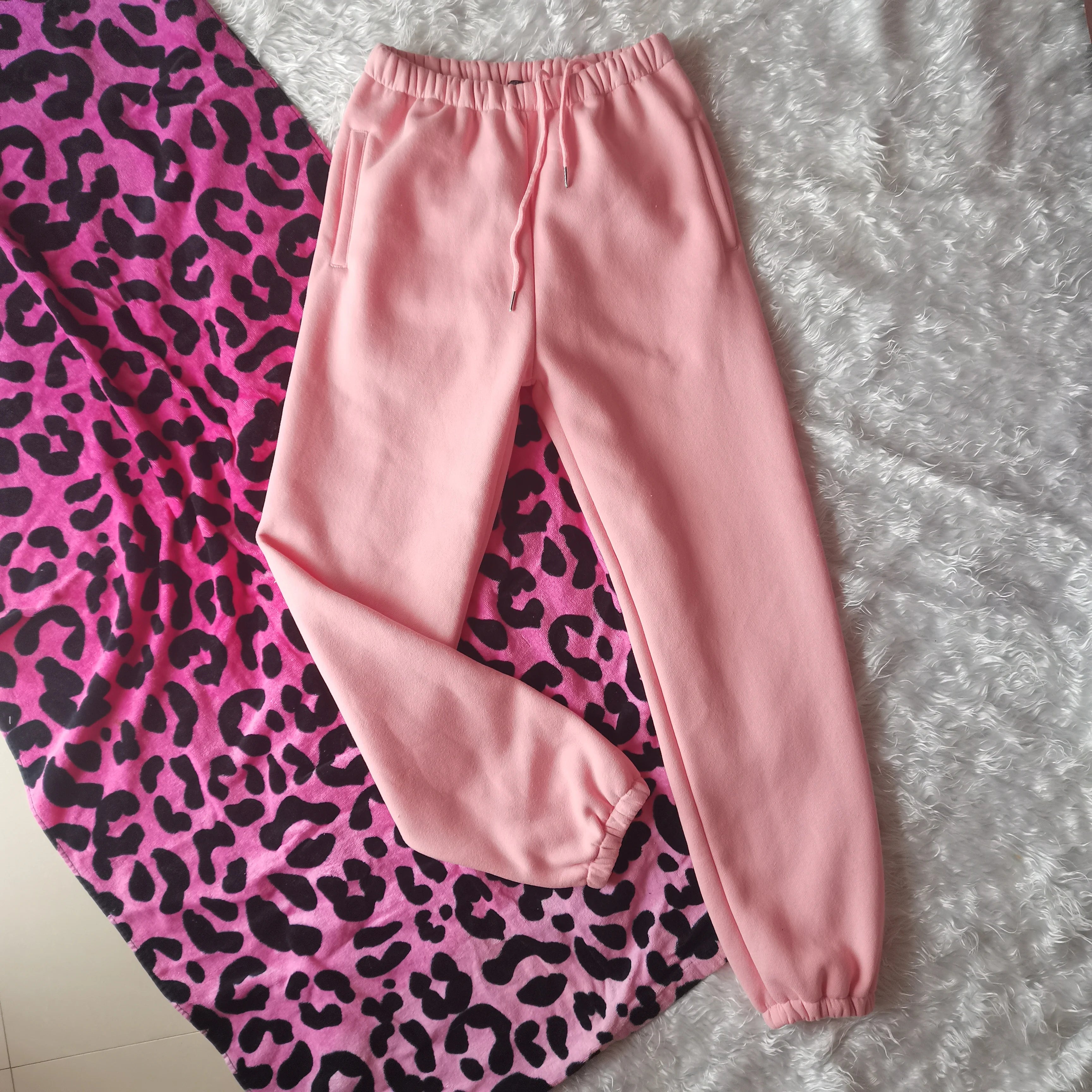 Sweat à capuche Smile avec pantalon de jogging pour femme, ensemble 2 pièces, tenue de sport décontractée, survêtement monochrome, imbibé de sueur, vente en gros, automne et hiver