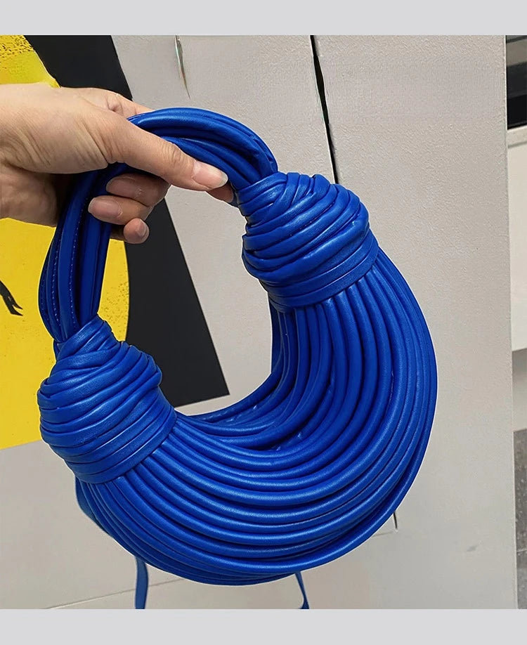 Sacs à main pour femmes 2025 nouveau en or marque de luxe de créateur sacs à nouilles tissés à la main corde nouée tiré Hobo argent pochette de soirée