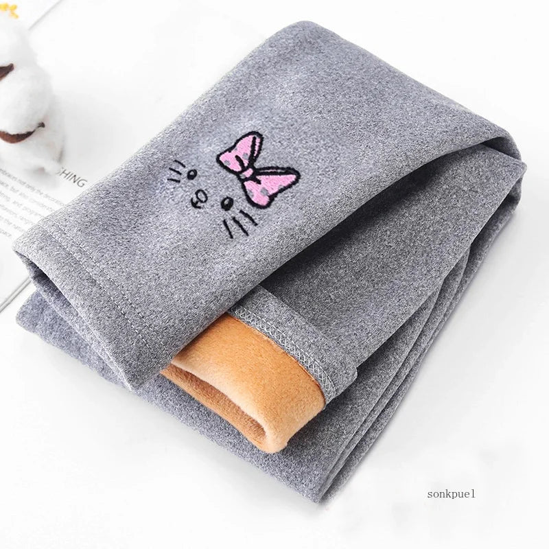 Thick and warm velvet leggings for girls aged 2 to 8 years, tights with a knee-length hem, for children, autumn and winter