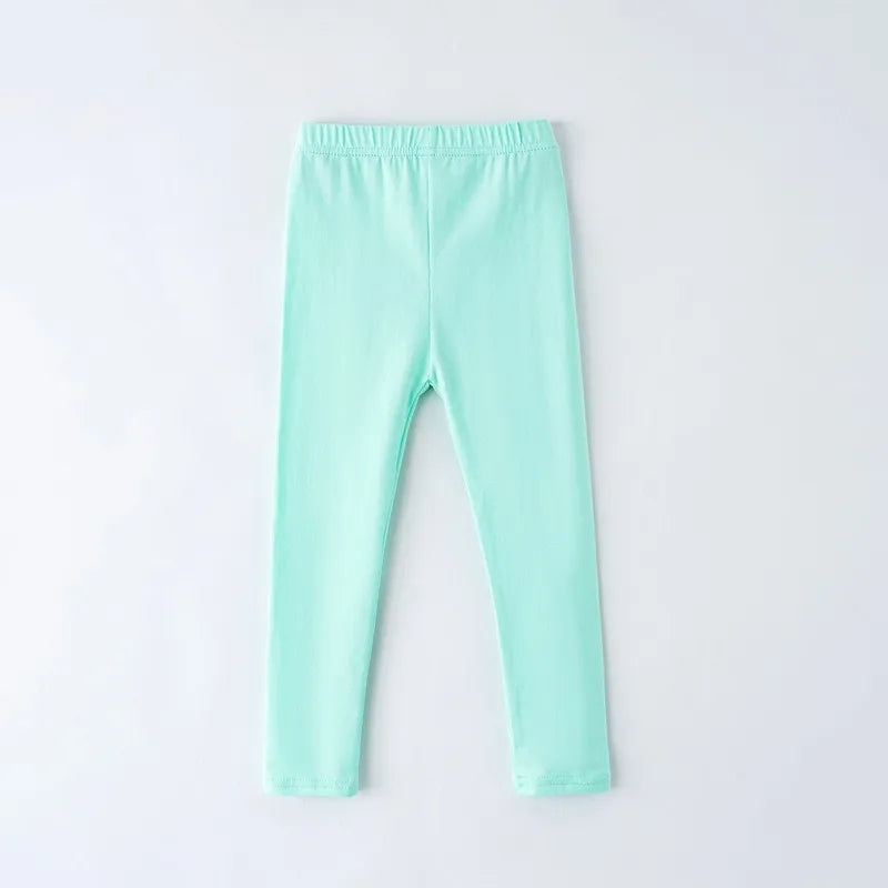 Girls' leggings for spring and summer, suitable for outdoor wear. They are slim-fitting, long pants for children.