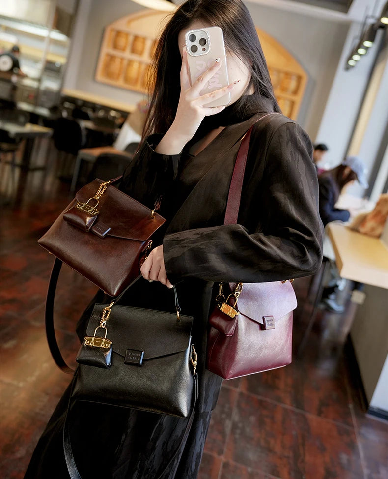 Nouveau sac de luxe léger pour femmes, sac de banlieue à la mode, décontracté et polyvalent, sac à main, bandoulière