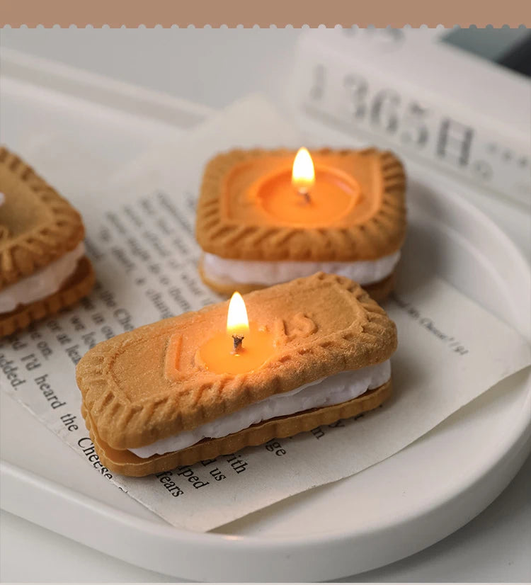 Cute handmade biscuit-shaped scented candle, for aromatherapy, soy wax, for weddings, birthdays, parties, and home decoration
