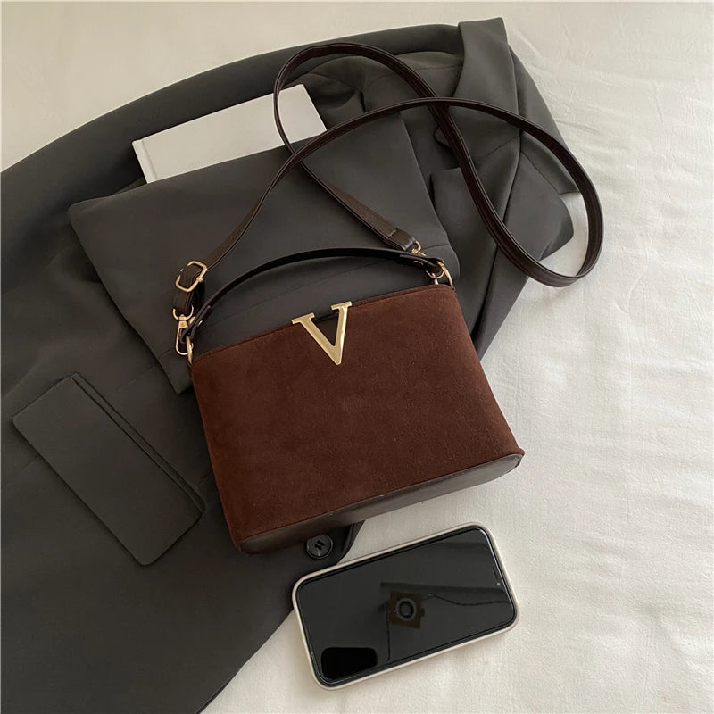 Fashionable mini suede bag for women, faux suede tote bag, decorative handbag with locking buckle, shoulder bags 