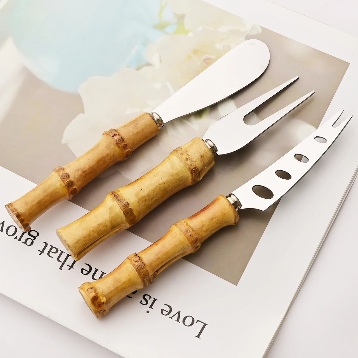 Ensemble de couteaux à fromage en bambou, couverts à fromage, trancheur de fromage en acier inoxydable, Mini couteau couteau à beurre, spatule fourchette outils de cuisine