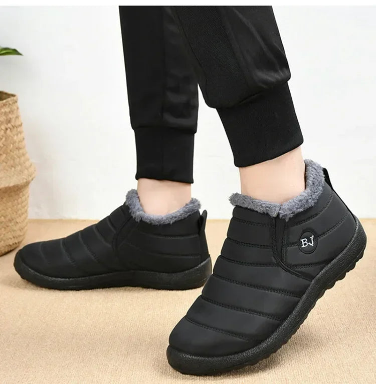 Bottes d'hiver imperméables pour femmes, bottines de neige en peluche, chaudes, noires, chaussures à plateforme en coton pour Couple, nouvelle collection 2023