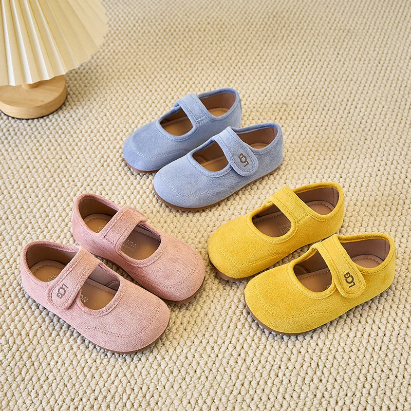 Chaussures en cuir pour enfants 2025 printemps automne nouvelles filles coréennes chaussures de princesse à semelles souples givrées sandale Super douce et confortable