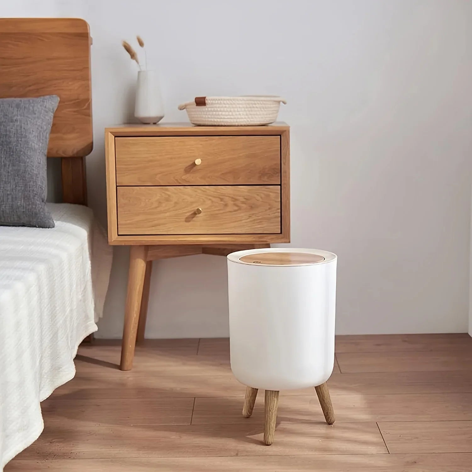Poubelle ronde avec couvercle, poubelle blanche avec pied, corbeille à papier, poubelle pour chambre, cuisine, bureau, salon