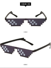 Hot 20 Styles de lunettes de soleil de mode enfants Cos jouer jeu d'action jouet Minecrafter lunettes carrées avec étui EVA jouets pour enfants cadeau