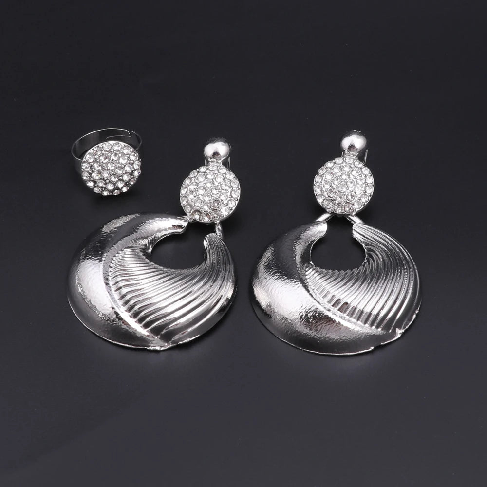 Ensemble de bijoux de dubaï pour femmes, plaqué argent, collier, boucles d'oreilles, Bracelet et bague de luxe, bijoux pour fête de mariage, tendance ﻿