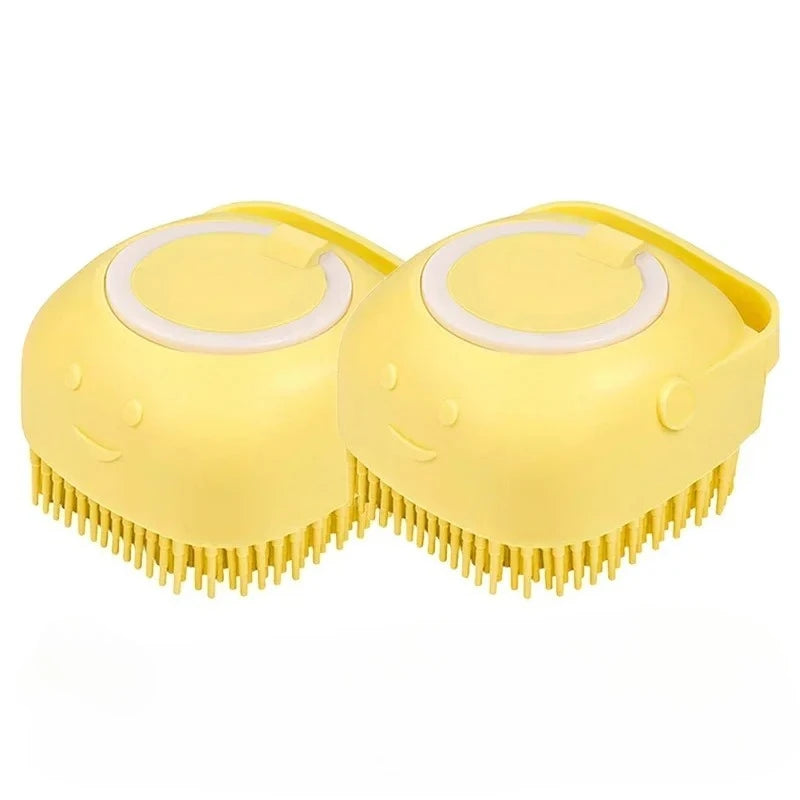 Brosse de bain pour chien, brosse de Massage pour animaux de compagnie, distributeur de shampoing, brosse en Silicone souple, poils en caoutchouc pour chiens et chats, outil de toilettage de douche