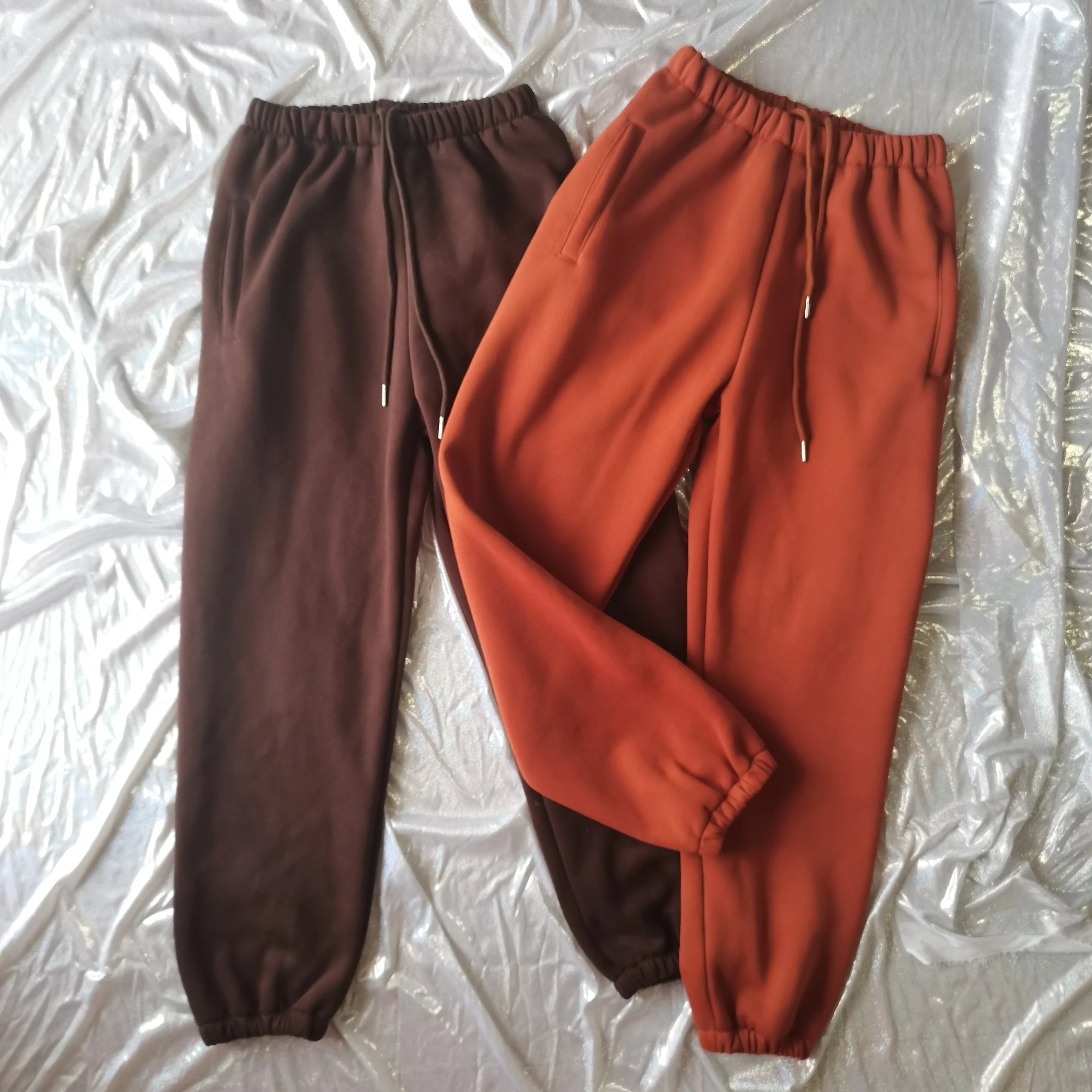 Sweat à capuche Smile avec pantalon de jogging pour femme, ensemble 2 pièces, tenue de sport décontractée, survêtement monochrome, imbibé de sueur, vente en gros, automne et hiver