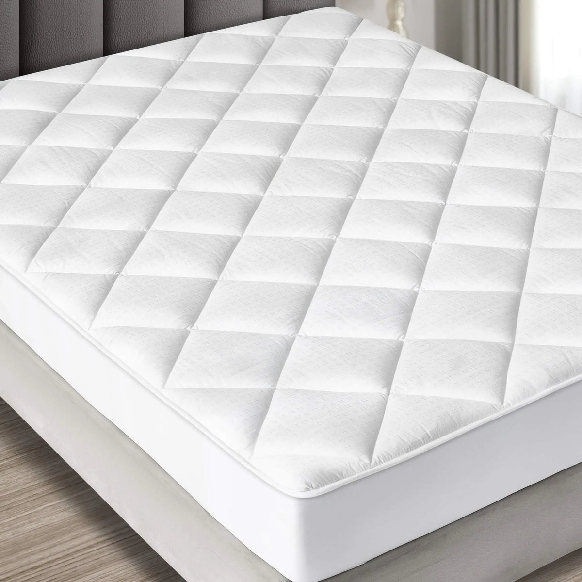 Protège-matelas MAXI Taille Lit d'enfant (83 X 190 cm) - Protecteur de Matelas en Coton Satiné Luxueux - Housse de Matelas Douce, Confortable et Respirante - Protège le Matelas contre la Poussière, la Saleté, les Liquides et les Taches