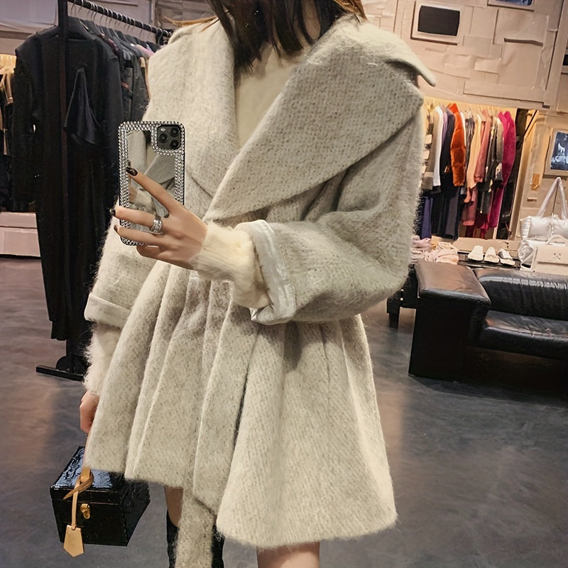 Fashionable And Luxurious Minimalist Makeup Mirror Phone Case Suitable for Iphone 17 Pro Max / 16 Plus.