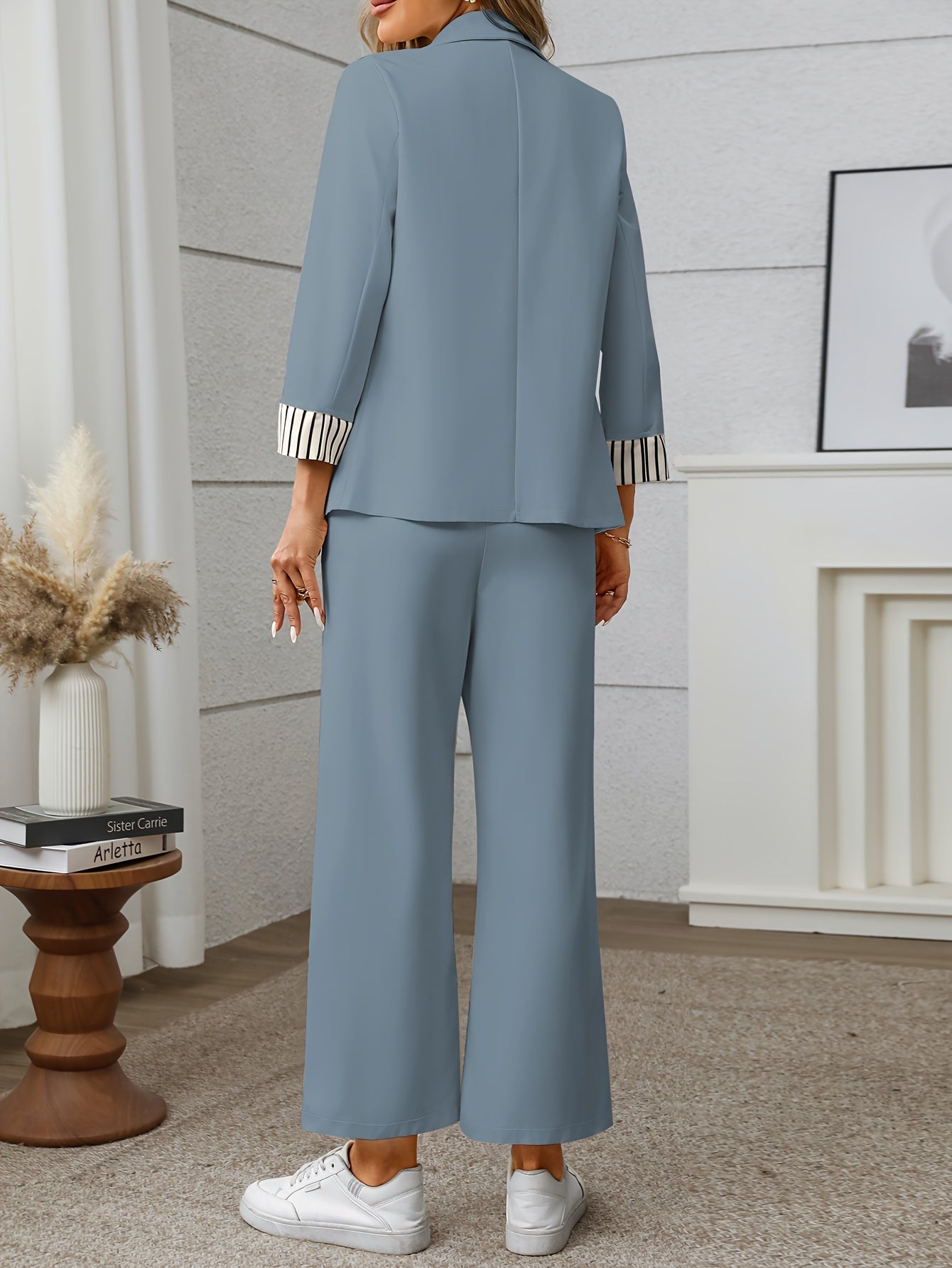 [Elegant Directional + Women's Pants Suit]