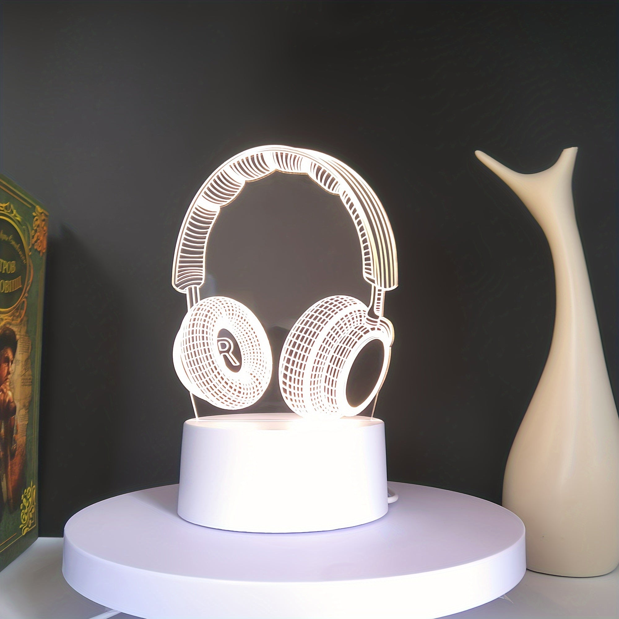 1pc 3D Headphones Night Light with Monochrome Warm White LED, USB Plug-in Ambient Bedroom Decor, Creative Gift for Family &amp; Tech Lovers, No Batteries Needed, Bedroom Accessory, Decorative Lamp, Decorative Craftsmanship